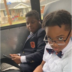 Meet your Posher, Broderick